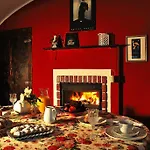 Le Lune Couette-café